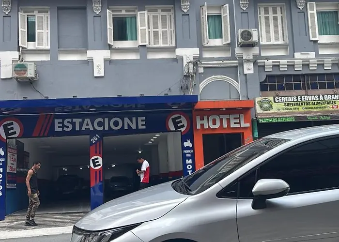 Hotel Quintino - Metro Se -Localizado No Coracao De Sao Paulo Proximo Ao Bras E 25 De Marco Com Estacionamento No Local Gratis